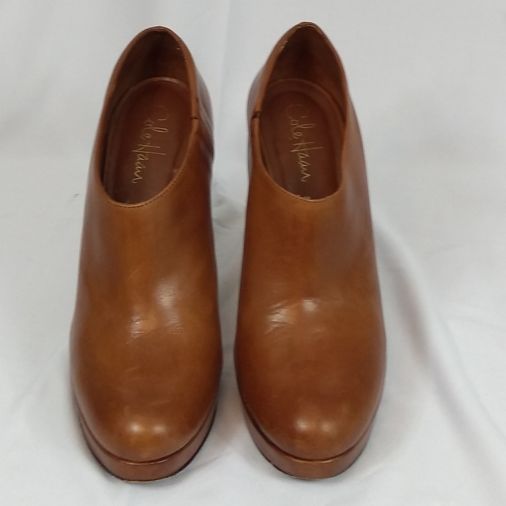 Cole Haan bootie with zip detail Size 8B